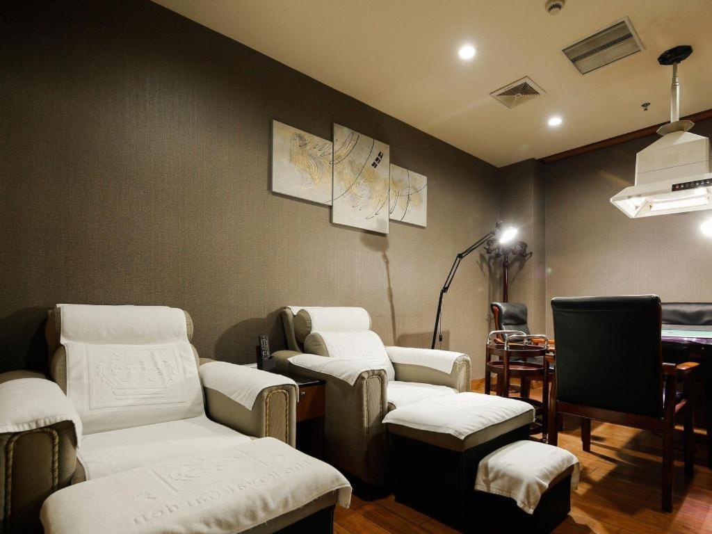 Royal Garden Hotel Guangzhou Exteriör bild