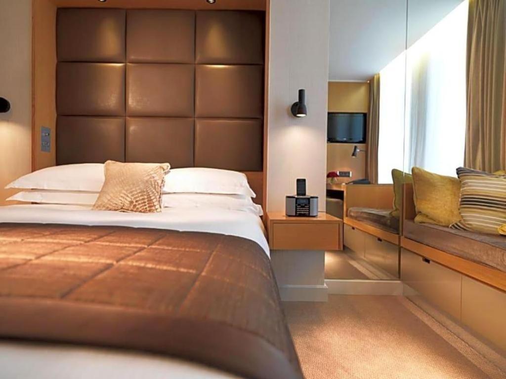 Royal Garden Hotel Guangzhou Exteriör bild