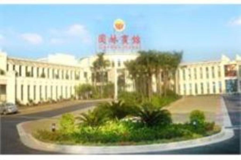 Royal Garden Hotel Guangzhou Exteriör bild